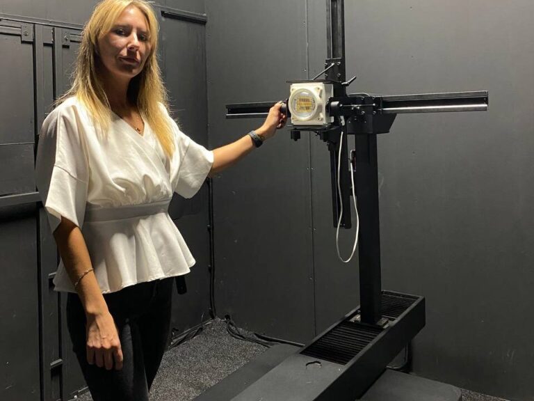 Russia- customer successfully installed and operated the LSG-1800A goniophotometer by watching the operation video image