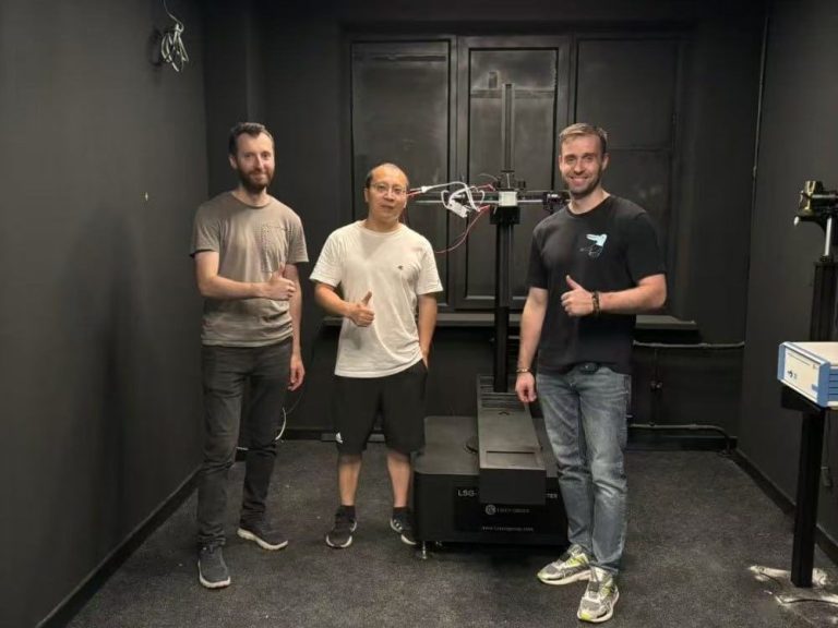 LISUN Engineer Provide Installation and Training for LSG-1890BCCD High Precision Rotation Luminaire Goniospectroradiometer image