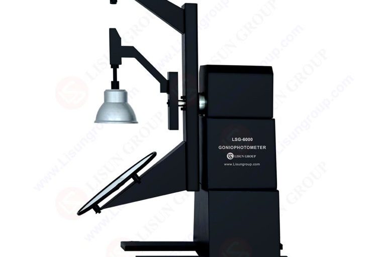 How a goniophotometer evaluates light distribution curves for LED luminaires